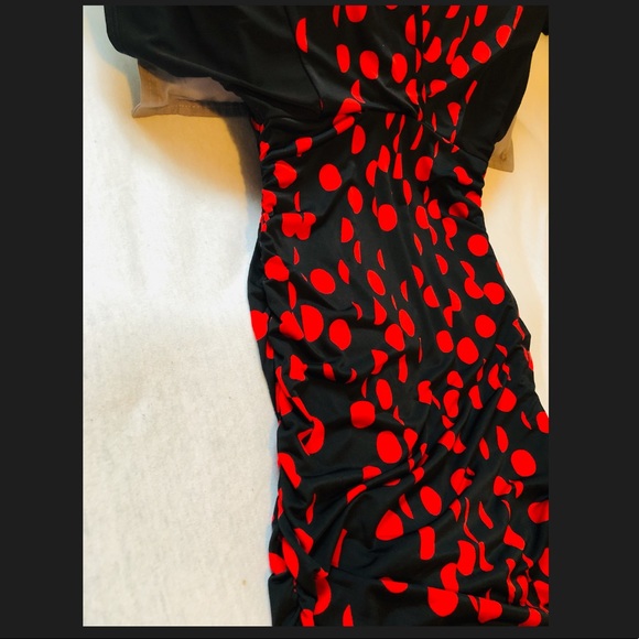 Short dress - Picture 5 of 8